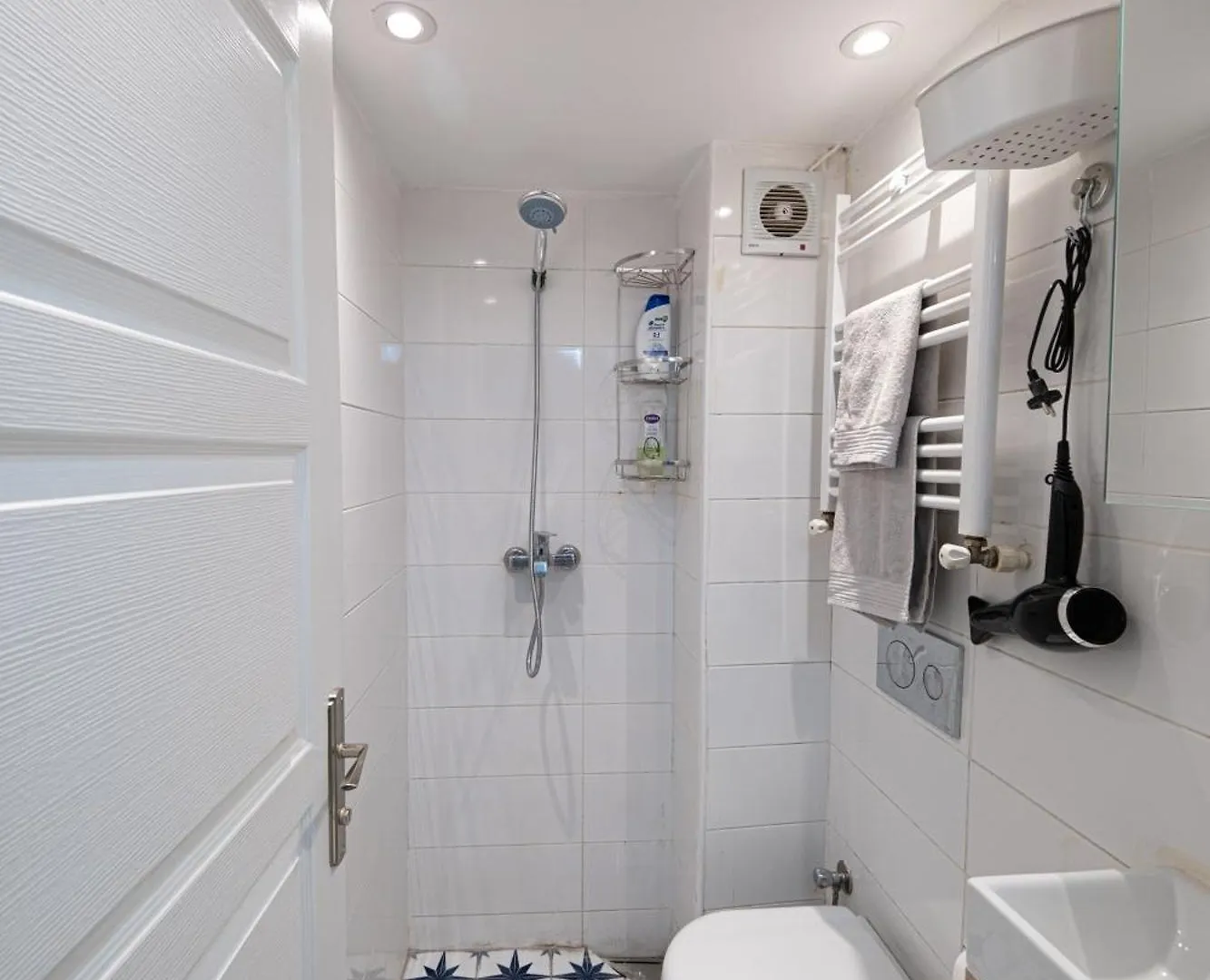 Apartment Taksim Istiklalin Kalbinde Sessiz Konforlu Daire Istanbul